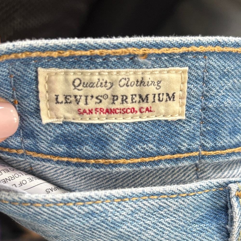 Levi's Light Blue Ripped Jeans - Picture 11 of 12